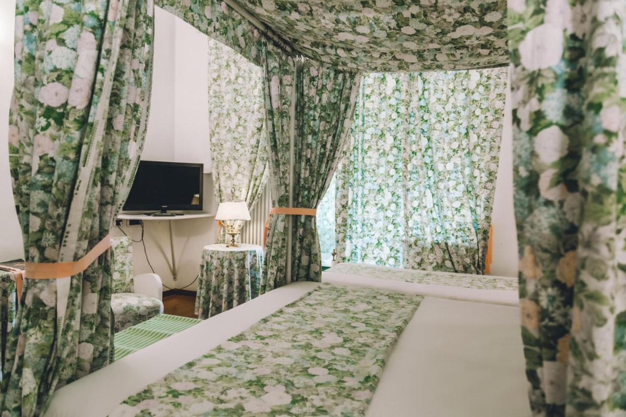 Eveline Portosole Hotel Sanremo Exterior photo